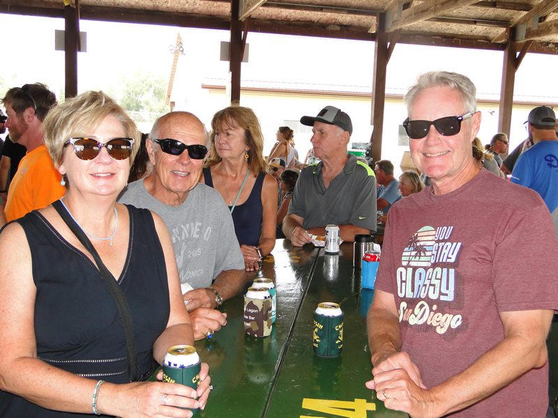 /pictures/CornRoast2025/DSC07924.jpg