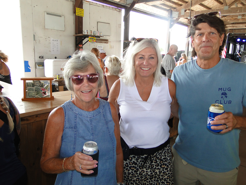 /pictures/CornRoast2025/DSC07925.jpg