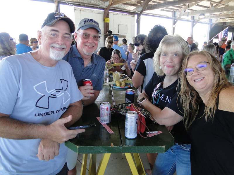 /pictures/CornRoast2026/DSC08121.jpg