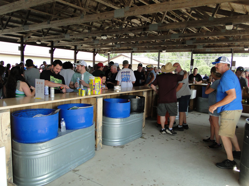 /pictures/CornRoast2026/DSC08137.jpg