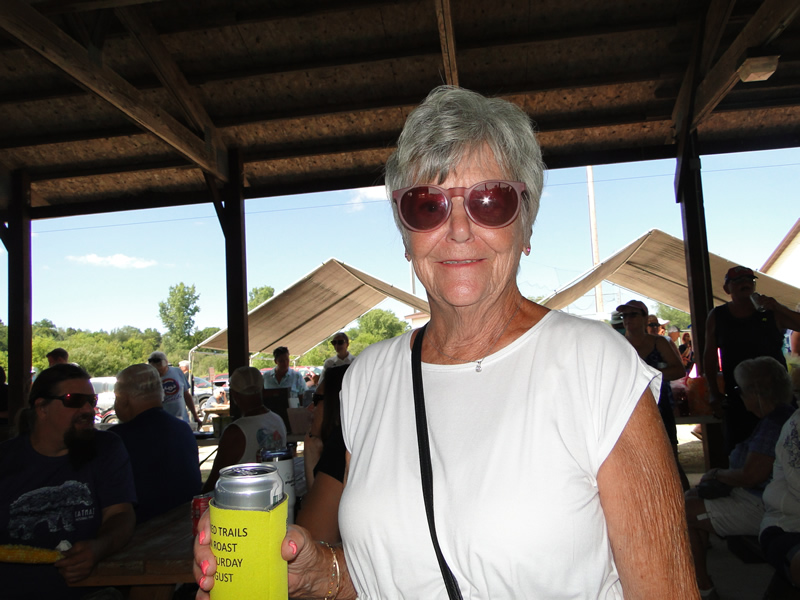 /pictures/CornRoast2026/DSC08163.jpg