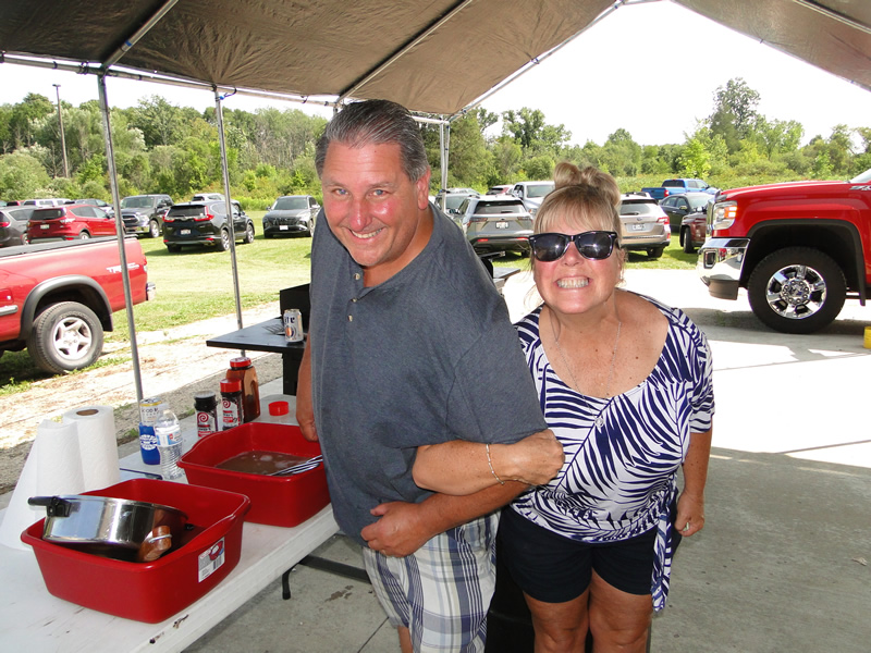 /pictures/CornRoast2026/DSC08167.jpg