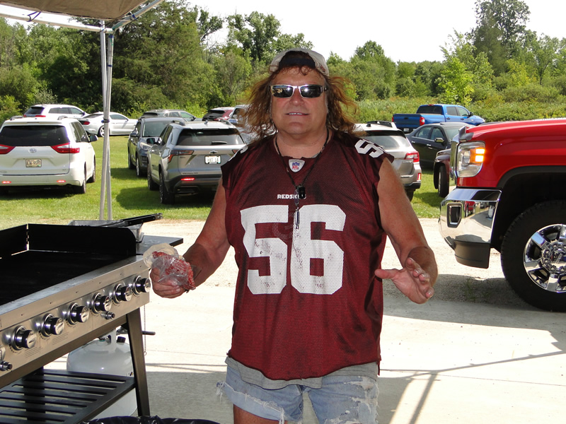 /pictures/CornRoast2026/DSC08168.jpg